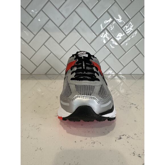 Nike Air Zoom Vomero 5 Silver Black Red Mens Size 9.5 FJ4151-005 NEW Authentic main image 6